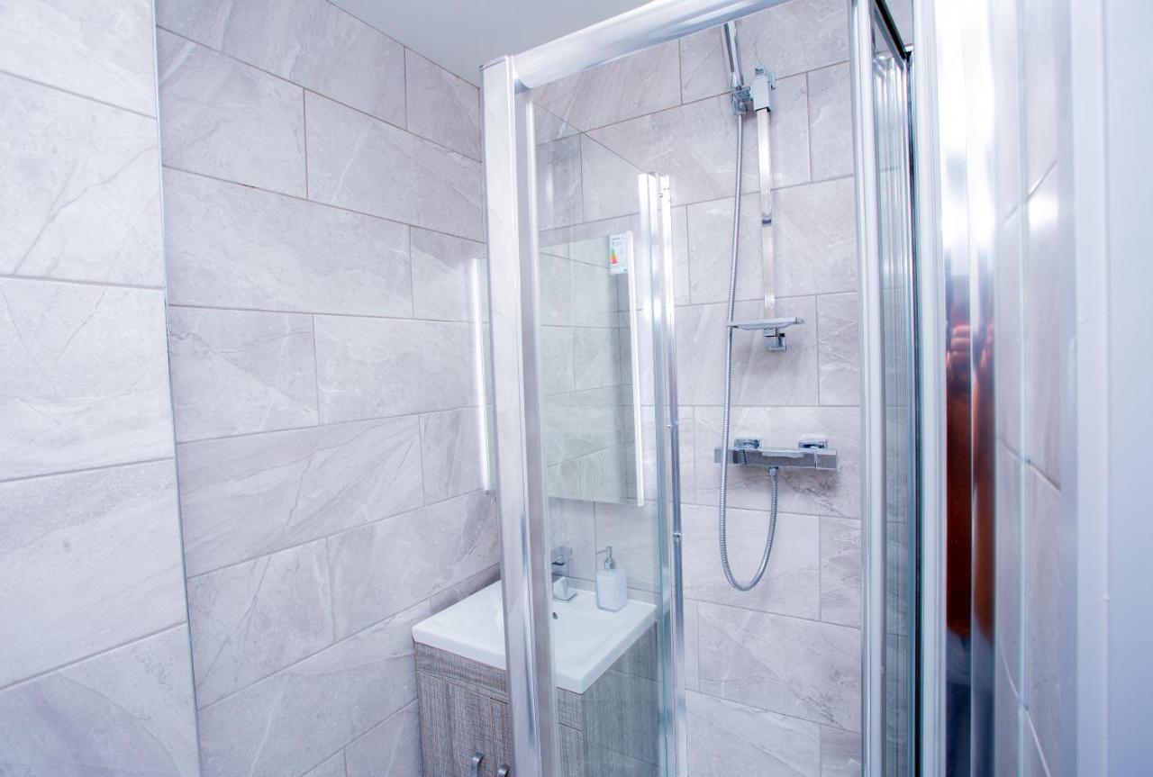 Spacious Urban City Apartment Doncaster Extérieur photo