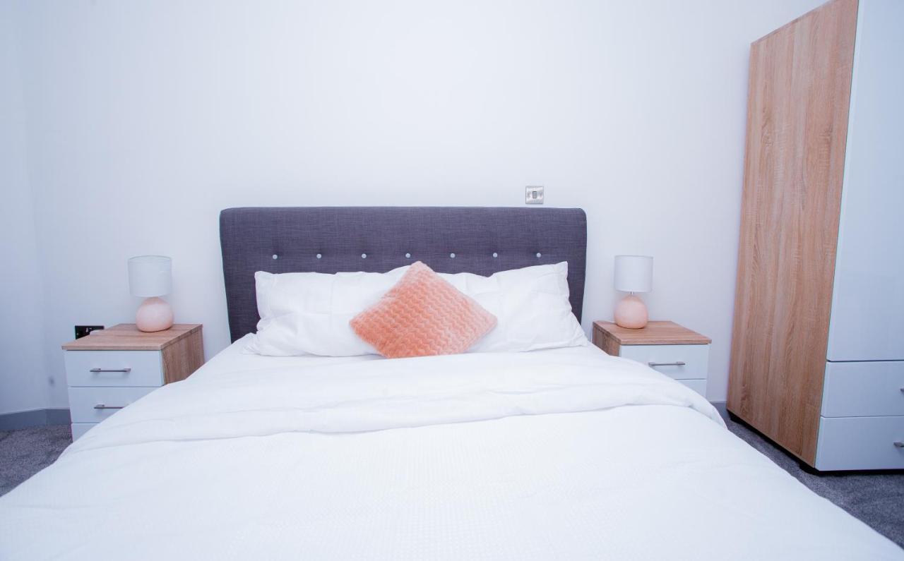 Spacious Urban City Apartment Doncaster Extérieur photo